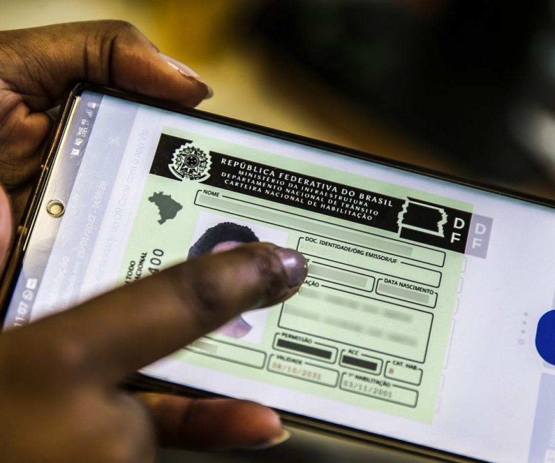 cnh_digital_abr1305223952